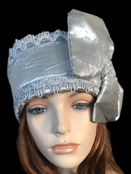 Antique Flapper Headband in Silver Metallic Lamé